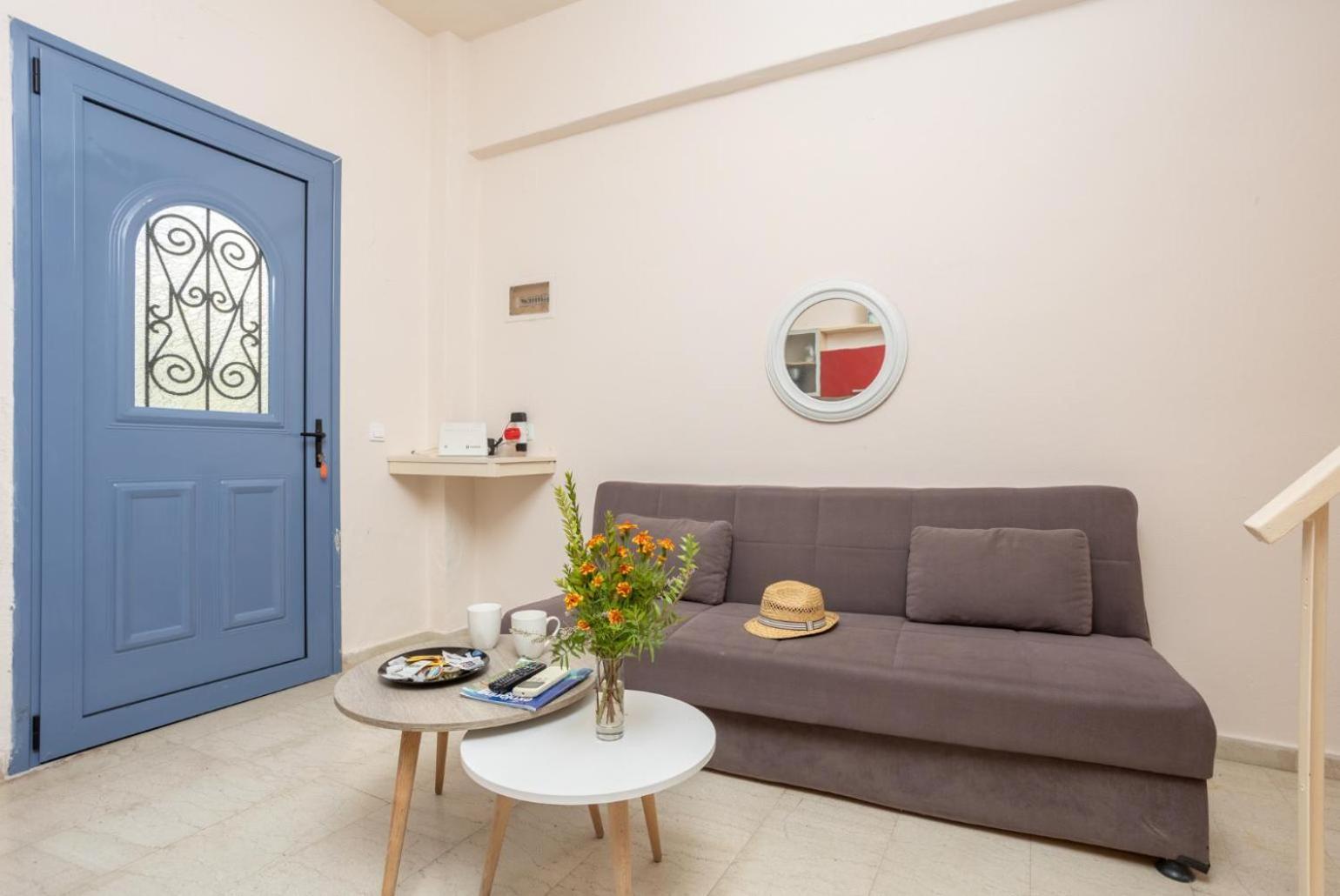 Flora Maisonettes 2 Gaios Luaran gambar