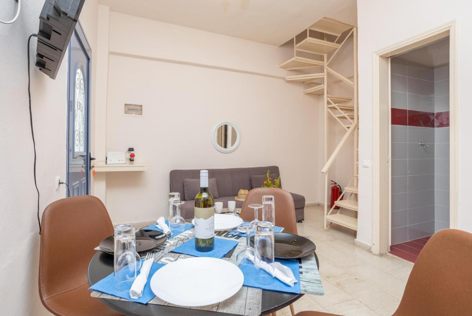 Flora Maisonettes 2 Gaios Luaran gambar